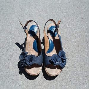 Blue b.o.c peep toe wedges